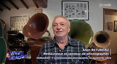 video | Vivez la Vendée : Il collectionne des phonographes, l'ancêtre du vinyle